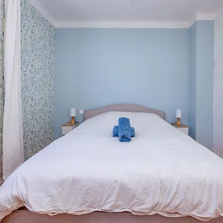 Сasa de vacaciones Maison De Confort 10 Personnes Avec Piscine Montauban