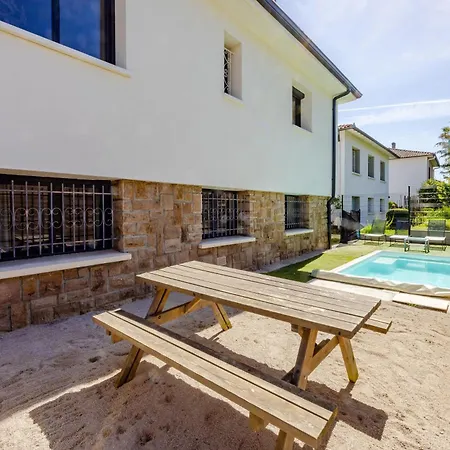 Maison De Confort 8 Personnes Avec Piscine