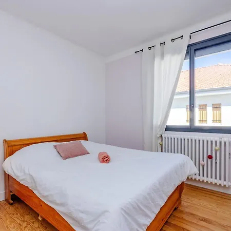 Maison De Confort 10 Personnes Avec Piscine Nyaraló