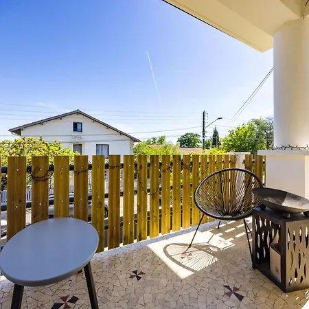 Nyaraló Maison De Confort 10 Personnes Avec Piscine Montauban