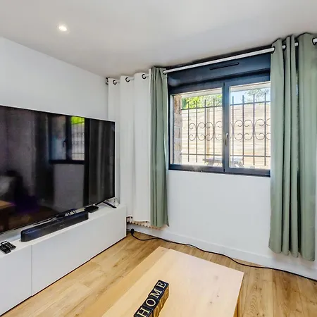 Maison De Confort 10 Personnes Avec Piscine 度假居