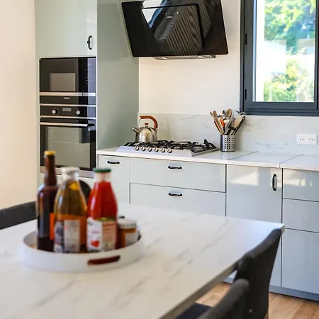 Maison De Confort 10 Personnes Avec Piscine *