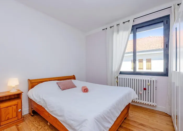 Maison De Confort 10 Personnes Avec Piscine בית נופש