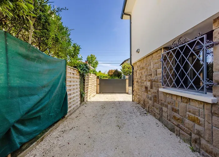 בית נופש Maison De Confort 10 Personnes Avec Piscine