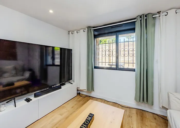 Maison De Confort 10 Personnes Avec Piscine בית נופש