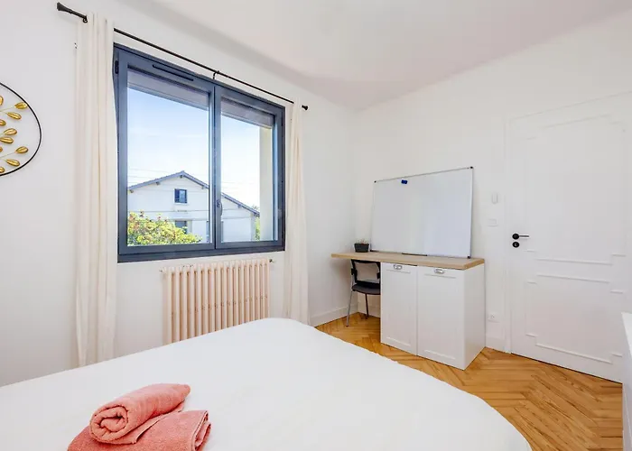 Maison De Confort 10 Personnes Avec Piscine בית נופש *