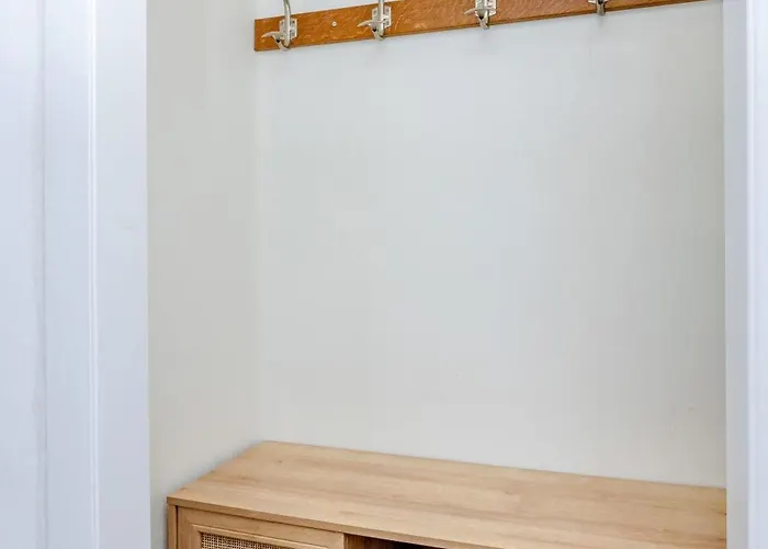 Maison De Confort 10 Personnes Avec Piscine מונטובן