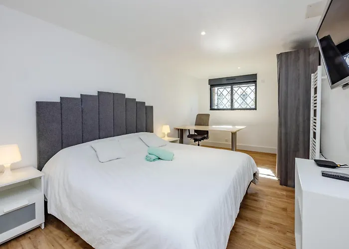 בית נופש Maison De Confort 10 Personnes Avec Piscine *